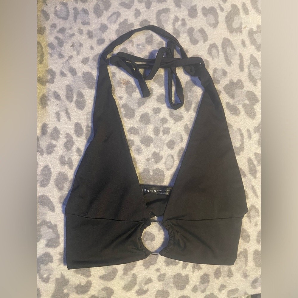 Black crop top